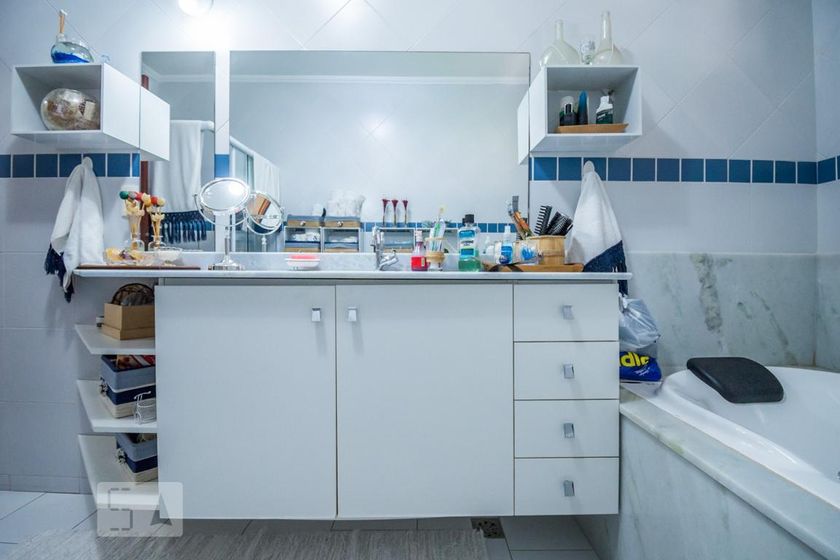 Casa à Venda - Mansões Santo Antônio, 4 Quartos,  480 m2 em , Campinas - sp | SoloBR