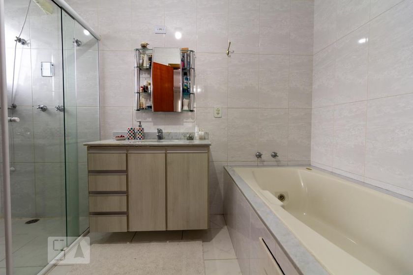 Casa, 4 quartos, 195 m² - Foto 35