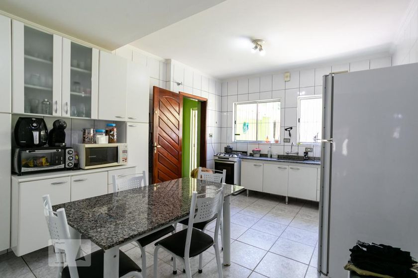Casa, 3 quartos, 200 m² - Foto 32