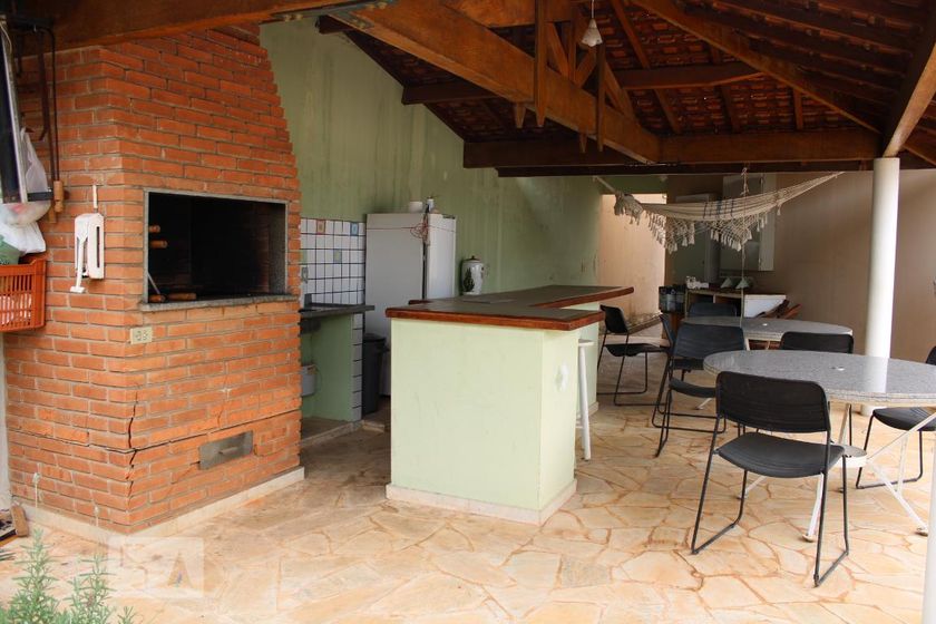 Casa à Venda - Vila Brandina, 3 Quartos,  380 m2 em , Campinas - sp | SoloBR