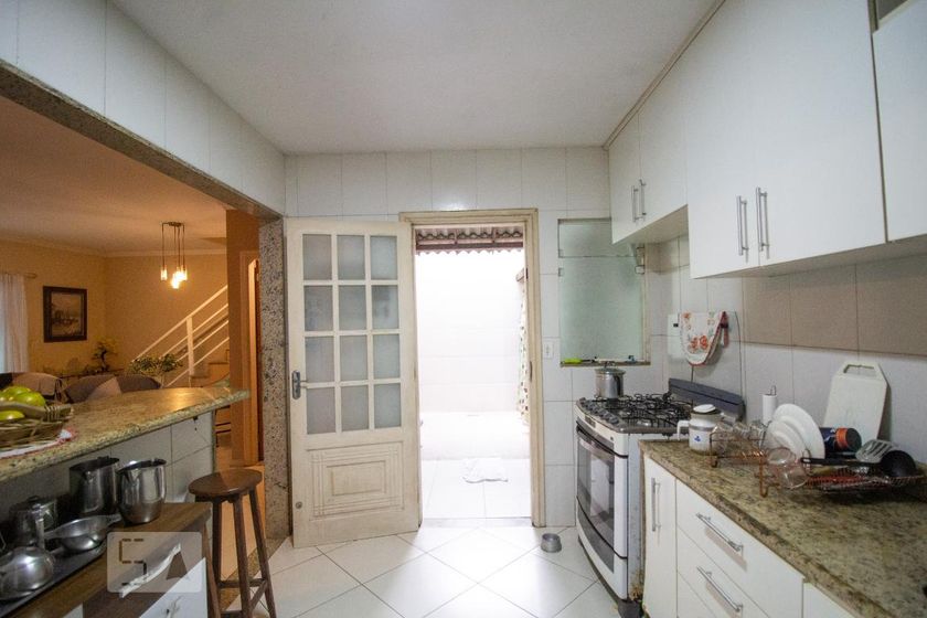 Casa, 3 quartos, 230 m² - Foto 36