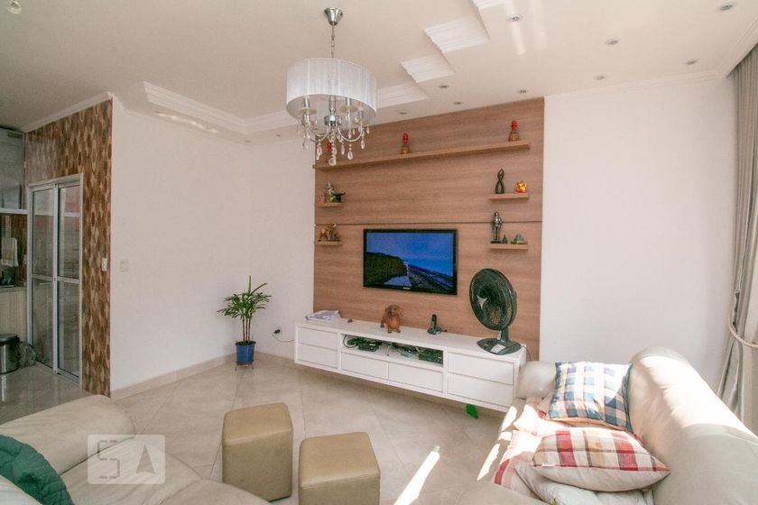 Casa, 3 quartos, 200 m² - Foto 1