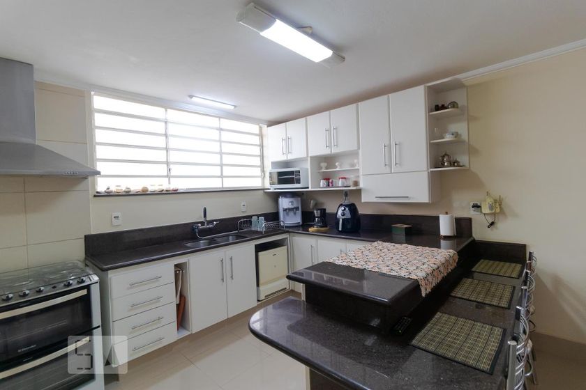 Casa à Venda - Taquaral, 5 Quartos,  400 m2 em , Campinas - sp | SoloBR