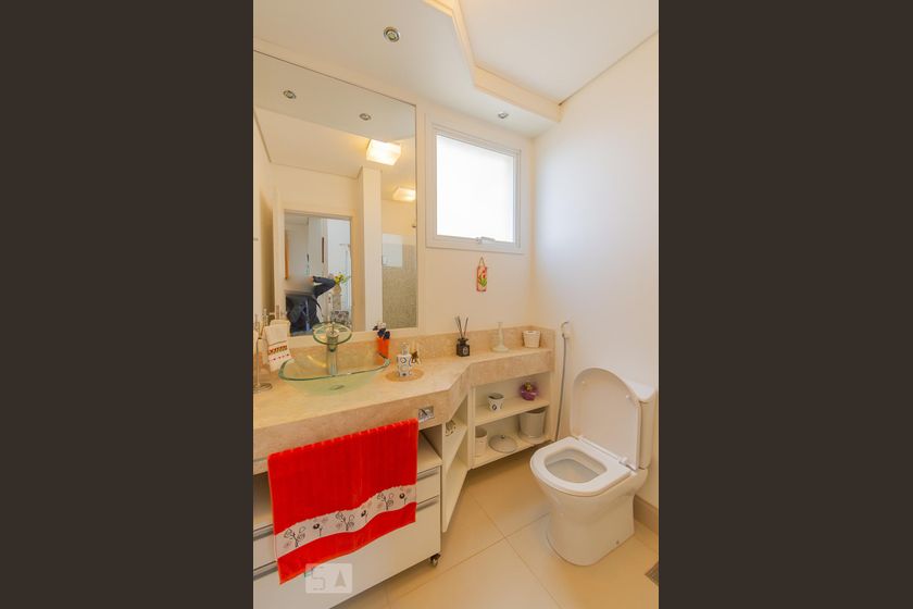 Casa à Venda - Swiss Park, 4 Quartos,  210 m2 em , Campinas - sp | SoloBR