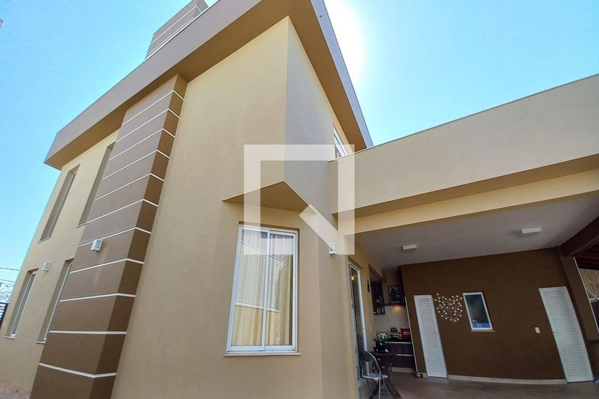 Casa à Venda - Swiss Park, 4 Quartos,  210 m2 em , Campinas - sp | SoloBR