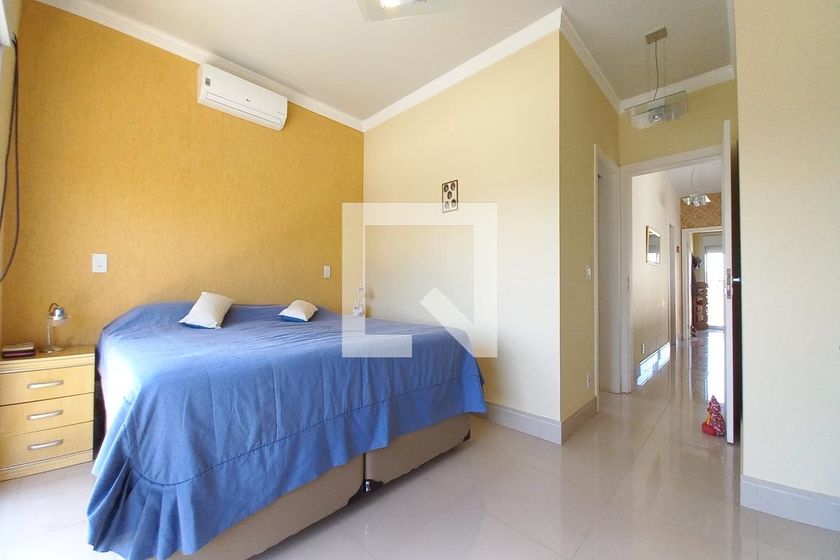 Casa à Venda - Swiss Park, 4 Quartos,  210 m2 em , Campinas - sp | SoloBR
