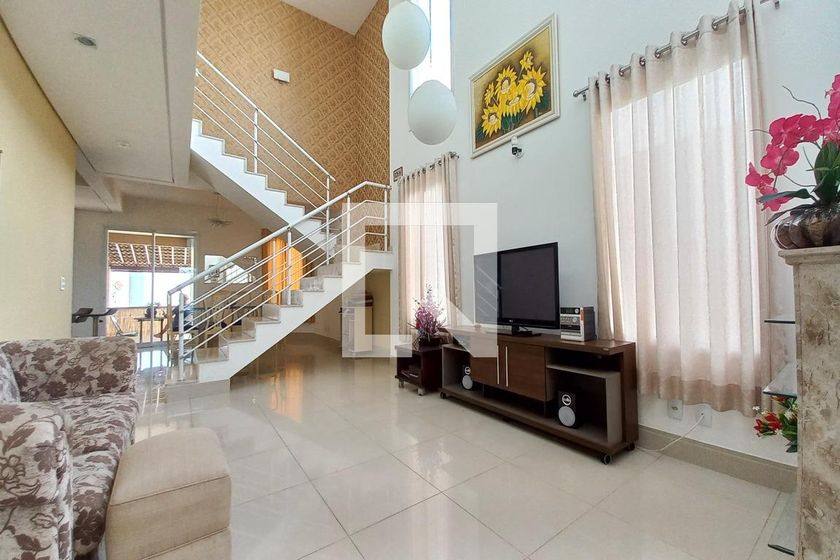 Casa à Venda - Swiss Park, 4 Quartos,  210 m2 em , Campinas - sp | SoloBR