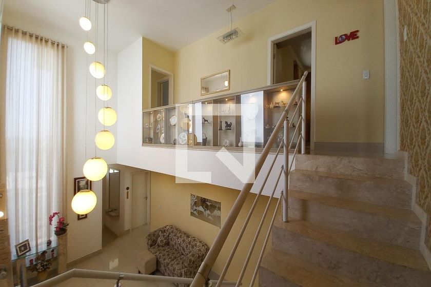 Casa à Venda - Swiss Park, 4 Quartos,  210 m2 em , Campinas - sp | SoloBR