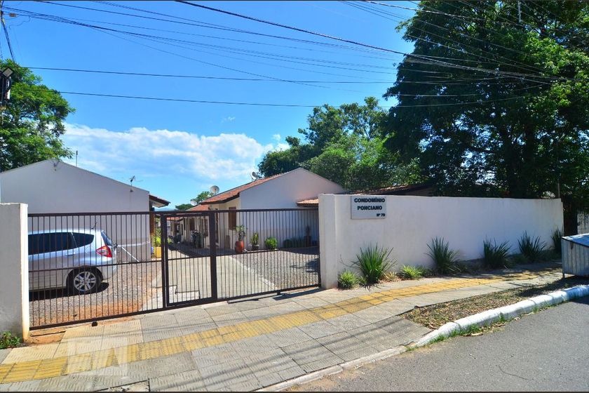 Condomínio em Rua José Nelson Ponciano dos Santos, 70, Olaria - Canoas ...