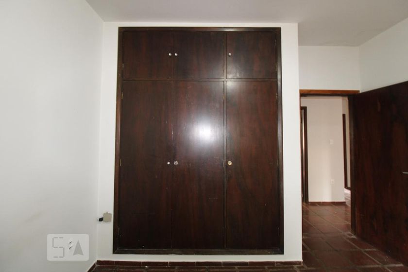 Casa à Venda - Barão Geraldo - Centro, 5 Quartos,  287 m2 em , Campinas - sp | SoloBR
