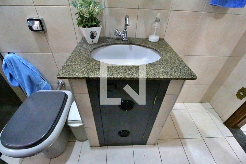 Casa à Venda - Jardim do Lago, 3 Quartos,  180 m2 em , Campinas - sp | SoloBR