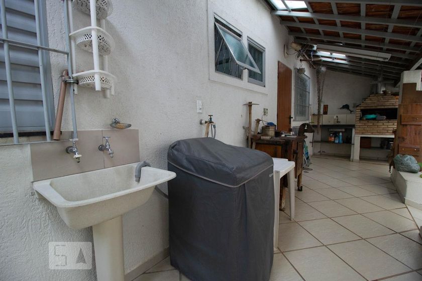 Casa à Venda - Jardim do Lago, 3 Quartos,  180 m2 em , Campinas - sp | SoloBR