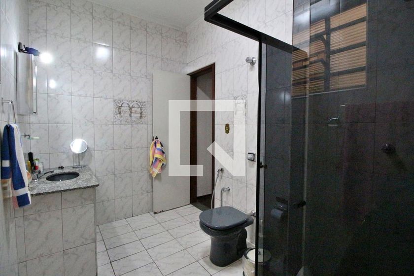 Casa à Venda - Jardim do Lago, 3 Quartos,  180 m2 em , Campinas - sp | SoloBR