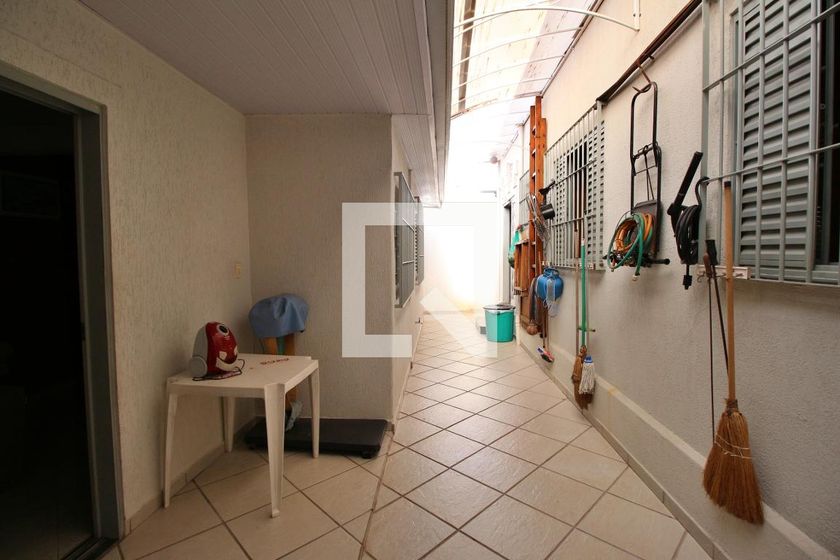 Casa à Venda - Jardim do Lago, 3 Quartos,  180 m2 em , Campinas - sp | SoloBR