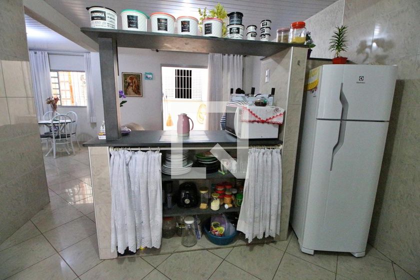 Casa à Venda - Jardim do Lago, 3 Quartos,  180 m2 em , Campinas - sp | SoloBR