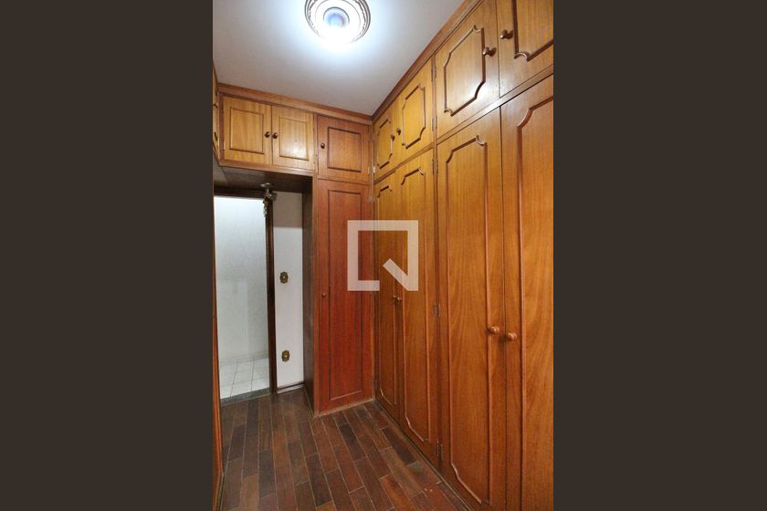 Casa à Venda - Jardim do Lago, 3 Quartos,  180 m2 em , Campinas - sp | SoloBR