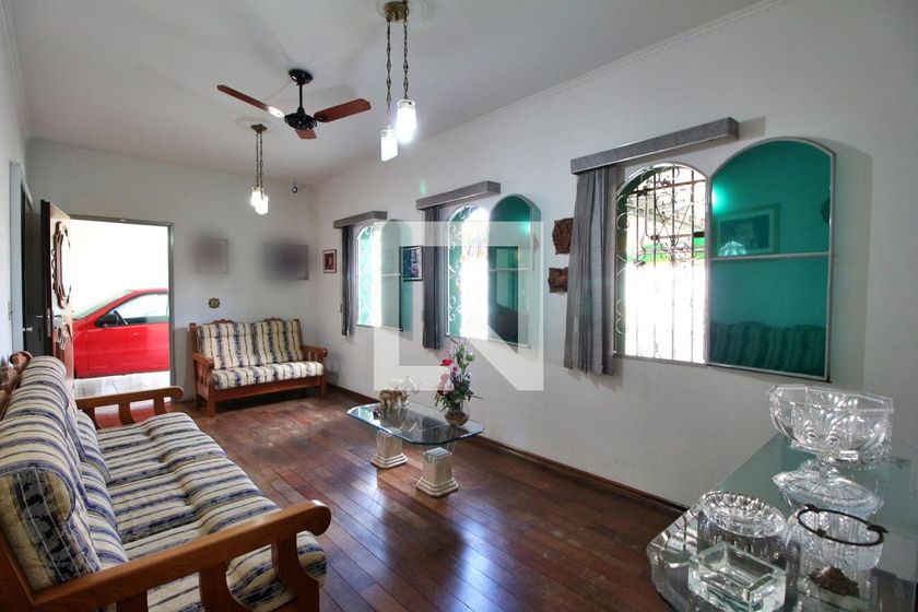 Casa à Venda - Jardim do Lago, 3 Quartos,  180 m2 em , Campinas - sp | SoloBR