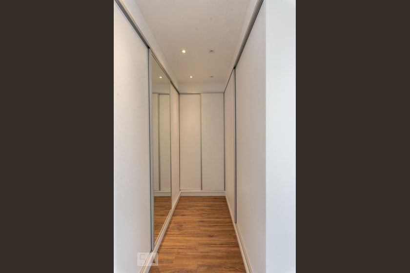 Casa à Venda - Swiss Park, 5 Quartos,  400 m2 em , Campinas - sp | SoloBR