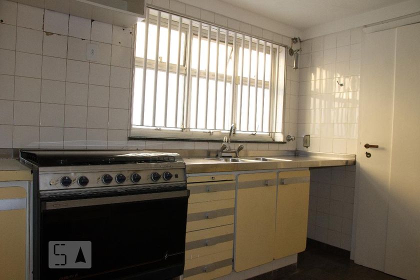 Casa à Venda - Vila Brandina, 4 Quartos,  600 m2 em , Campinas - sp | SoloBR