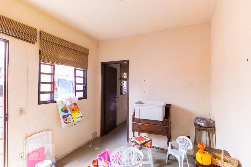 Casa à Venda - Taquaral, 4 Quartos,  214 m2 em , Campinas - sp | SoloBR
