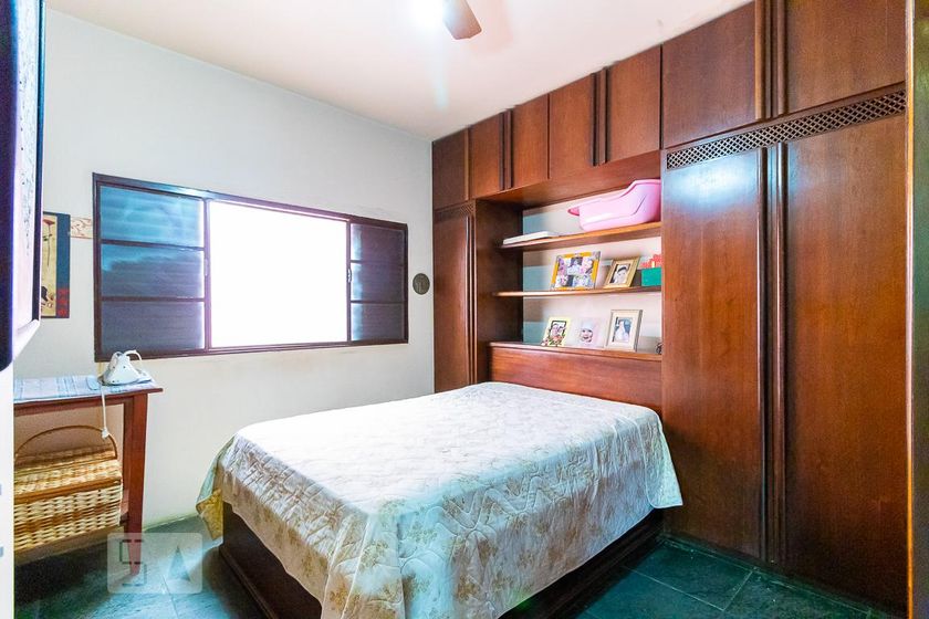Casa à Venda - Taquaral, 4 Quartos,  214 m2 em , Campinas - sp | SoloBR