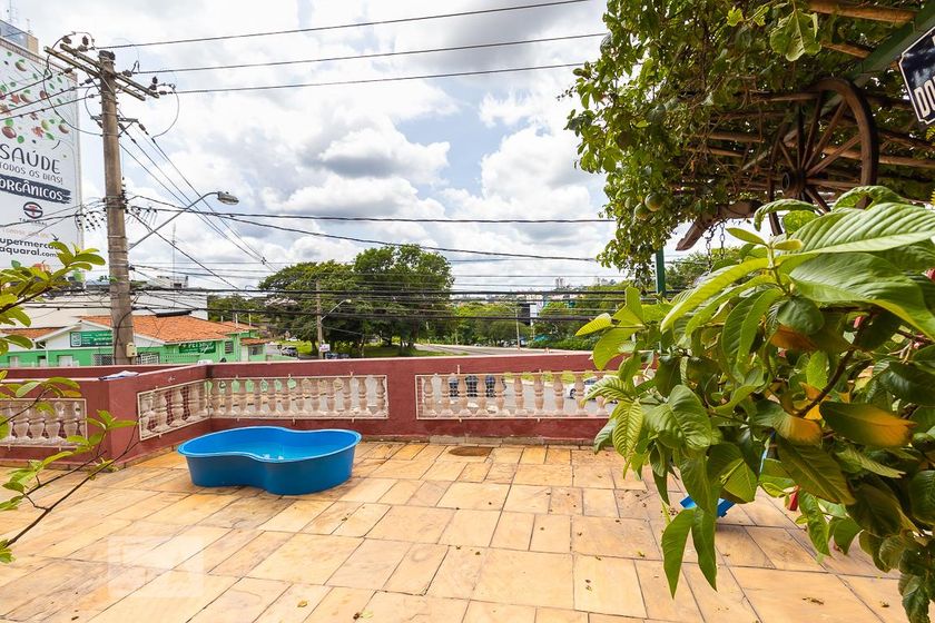 Casa à Venda - Taquaral, 4 Quartos,  214 m2 em , Campinas - sp | SoloBR