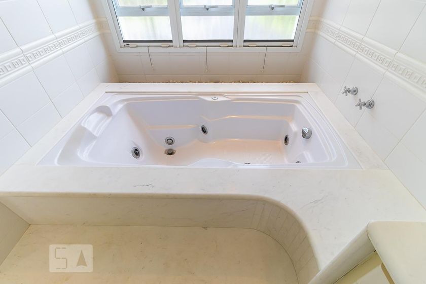 Casa à Venda - Lot. Alphaville Campinas, 6 Quartos,  498 m2 em , Campinas - sp | SoloBR