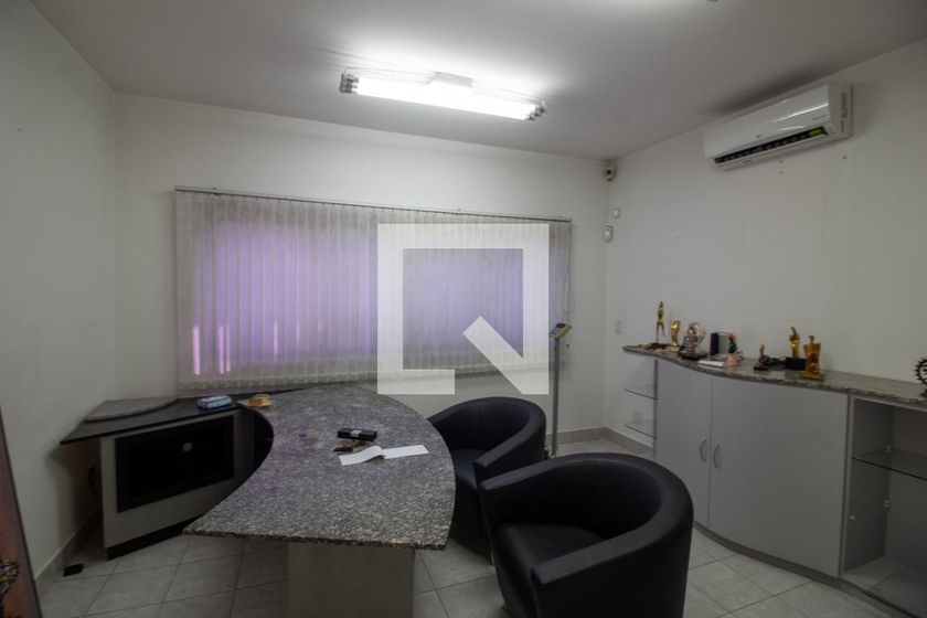 Casa, 4 quartos, 380 m² - Foto 31