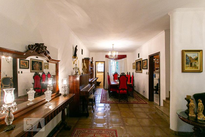 Casa, 4 quartos, 195 m² - Foto 1