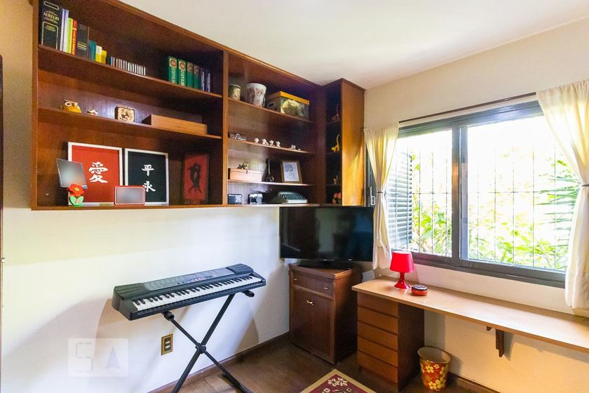 Casa à Venda - Jardim Santana, 5 Quartos,  465 m2 em , Campinas - sp | SoloBR