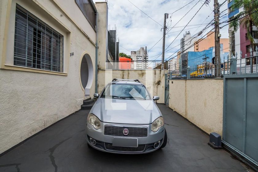 Casa à Venda - Cambuí, 4 Quartos,  254 m2 em , Campinas - sp | SoloBR
