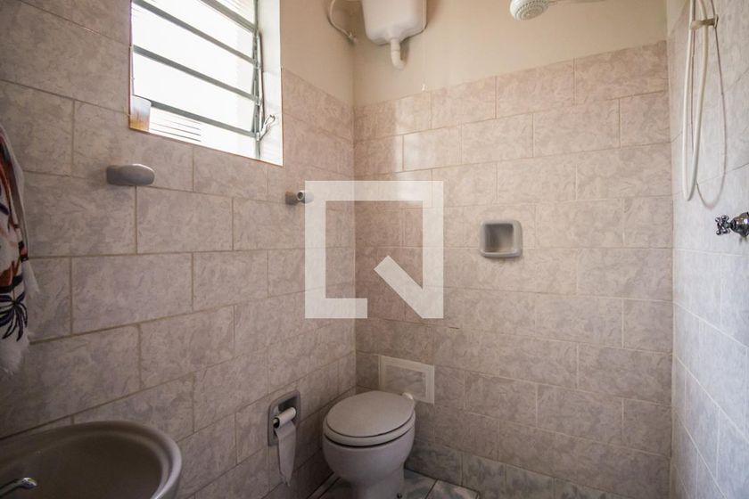 Casa à Venda - Cambuí, 4 Quartos,  254 m2 em , Campinas - sp | SoloBR