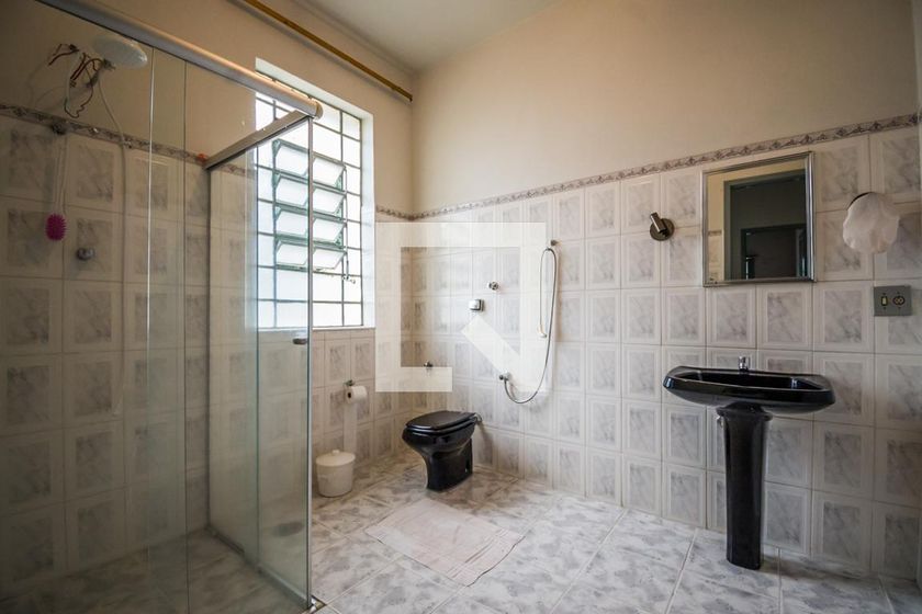 Casa à Venda - Cambuí, 4 Quartos,  254 m2 em , Campinas - sp | SoloBR
