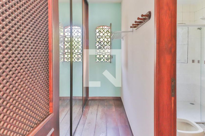 Casa, 5 quartos, 350 m² - Foto 29