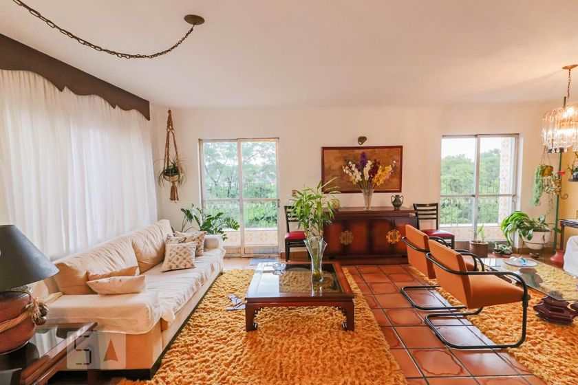 Casa, 3 quartos, 380 m² - Foto 1