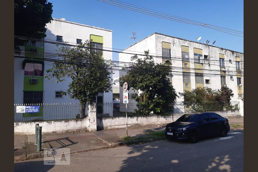 Condomínio em Rua Frei Sampaio, 618, Marechal Hermes Rio de Janeiro