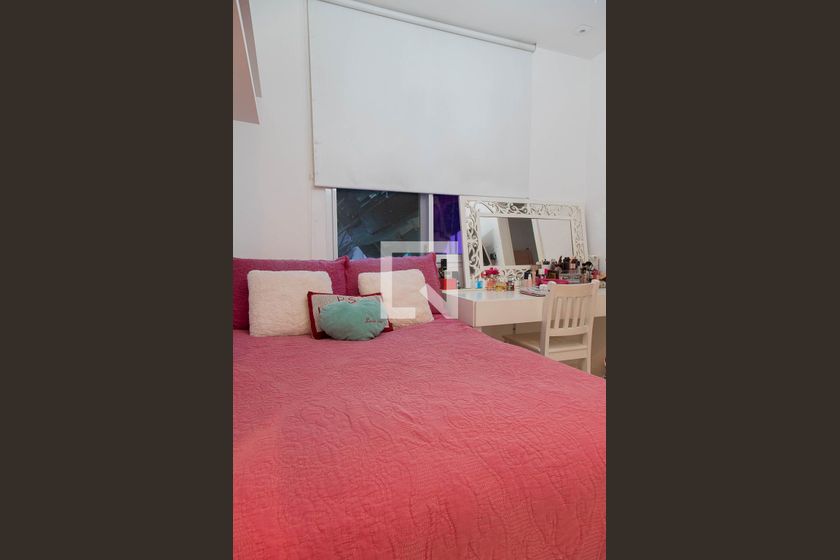 Casa, 4 quartos, 280 m² - Foto 43
