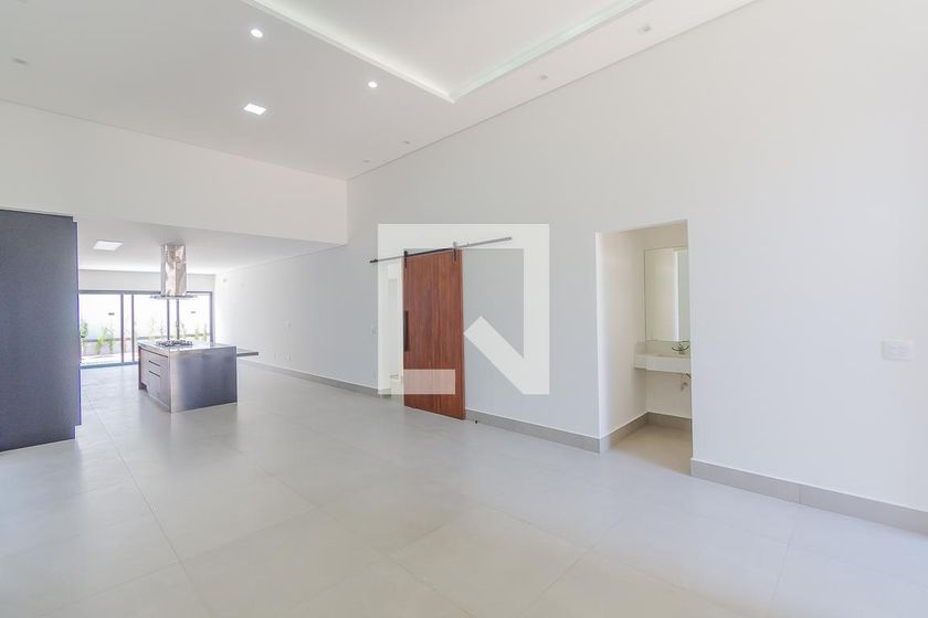 Casa à Venda - Swiss Park, 3 Quartos,  205 m2 em , Campinas - sp | SoloBR