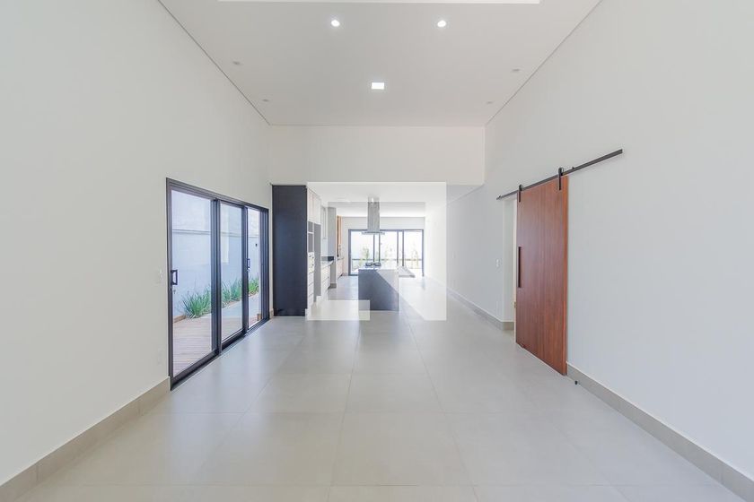 Casa à Venda - Swiss Park, 3 Quartos,  205 m2 em , Campinas - sp | SoloBR