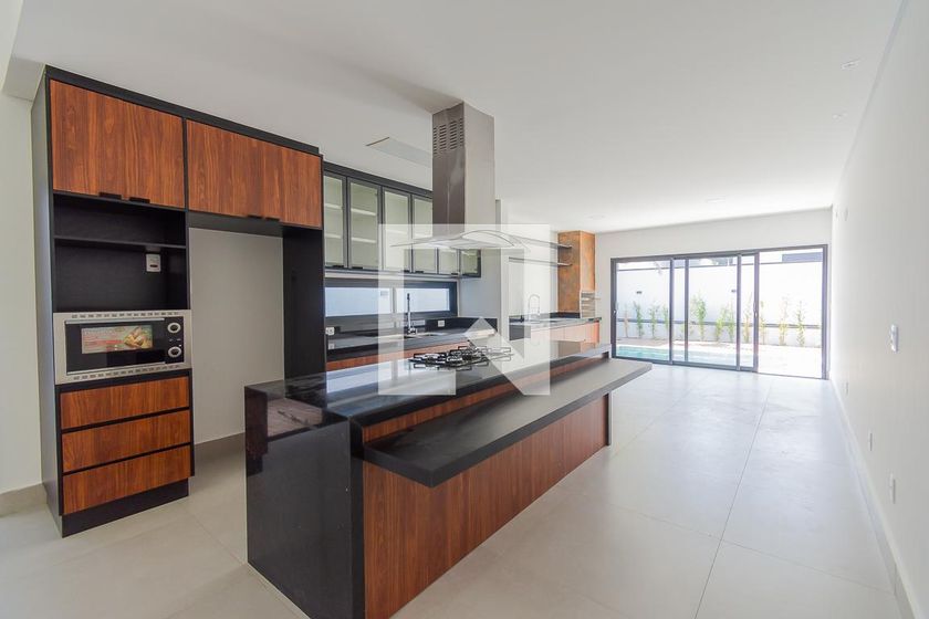 Casa à Venda - Swiss Park, 3 Quartos,  205 m2 em , Campinas - sp | SoloBR