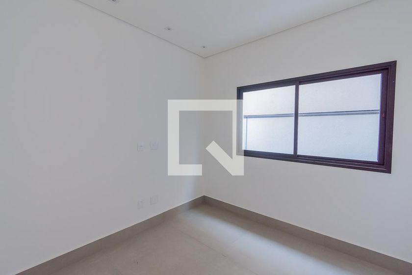 Casa à Venda - Swiss Park, 3 Quartos,  205 m2 em , Campinas - sp | SoloBR