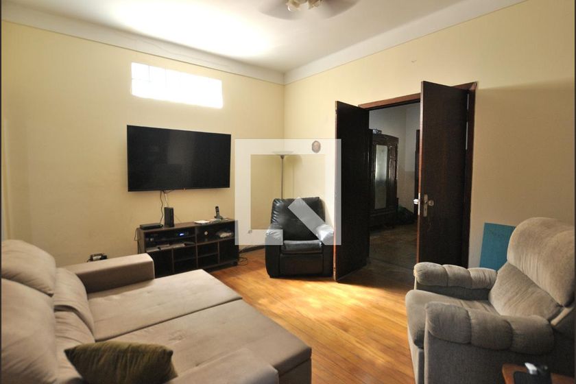 Casa, 4 quartos, 250 m² - Foto 1