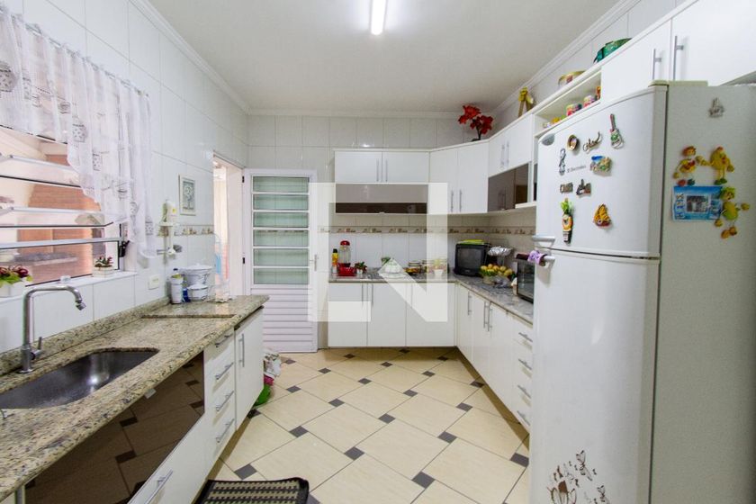 Casa, 3 quartos, 228 m² - Foto 32