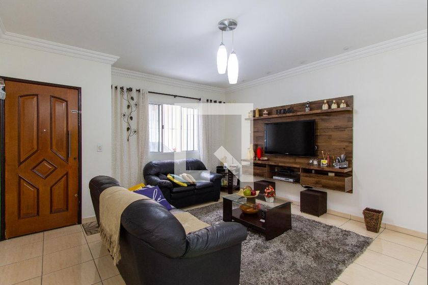 Casa, 3 quartos, 228 m² - Foto 1