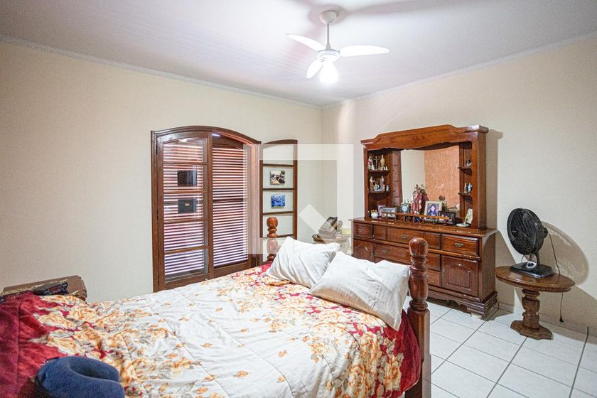 Casa, 4 quartos, 300 m² - Foto 25