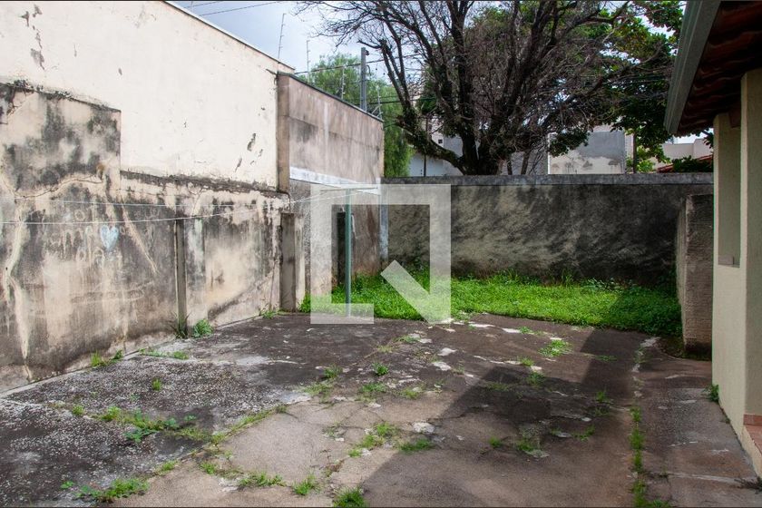 Casa à Venda - Taquaral, 3 Quartos,  140 m2 em , Campinas - sp | SoloBR