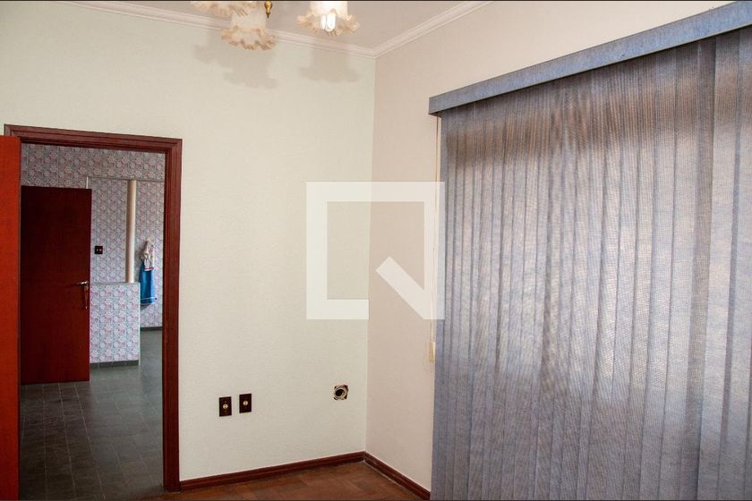 Casa à Venda - Taquaral, 3 Quartos,  140 m2 em , Campinas - sp | SoloBR