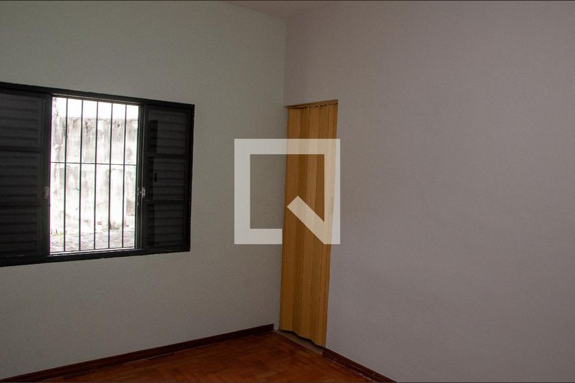 Casa à Venda - Taquaral, 3 Quartos,  140 m2 em , Campinas - sp | SoloBR