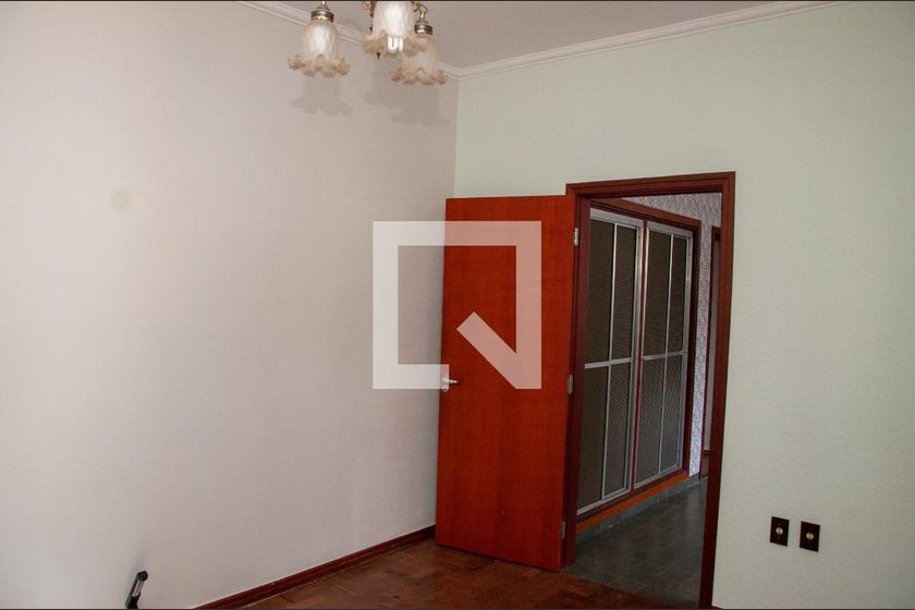 Casa à Venda - Taquaral, 3 Quartos,  140 m2 em , Campinas - sp | SoloBR