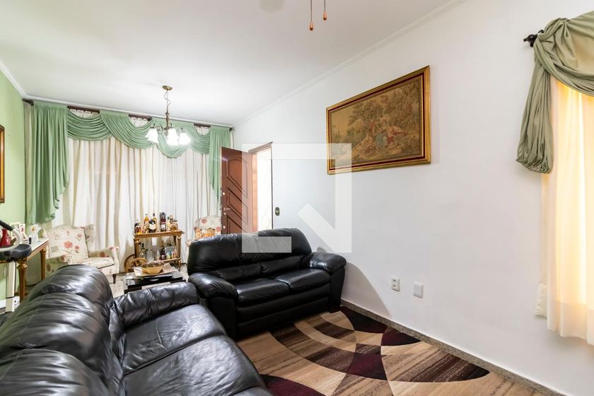 Casa, 3 quartos, 230 m² - Foto 2
